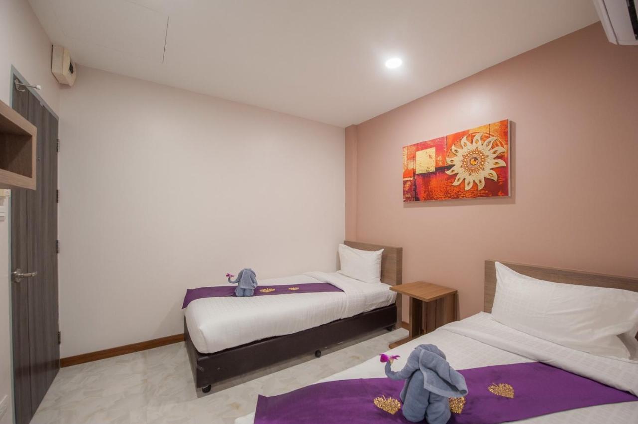 The Moon Night Hotel Bangkok Ngoại thất bức ảnh