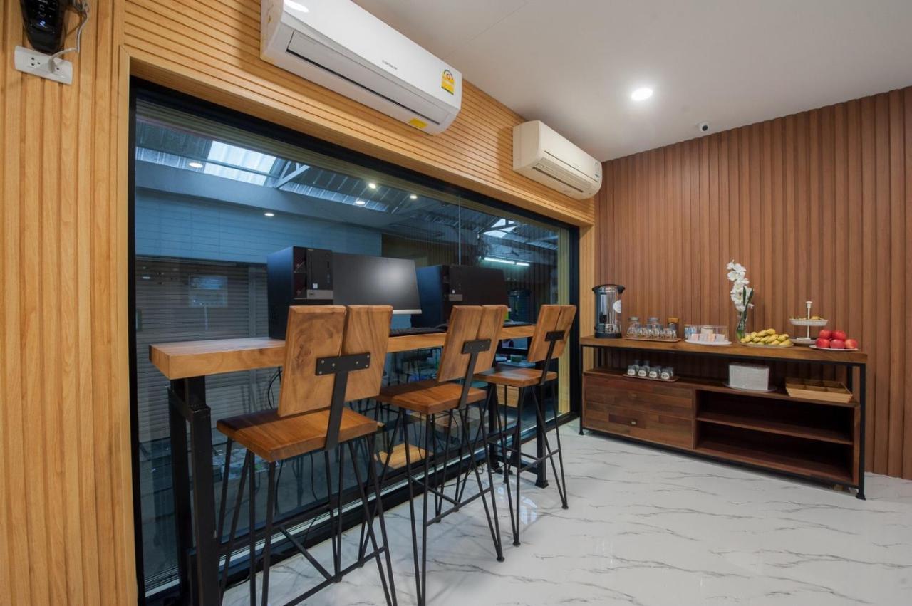 The Moon Night Hotel Bangkok Ngoại thất bức ảnh